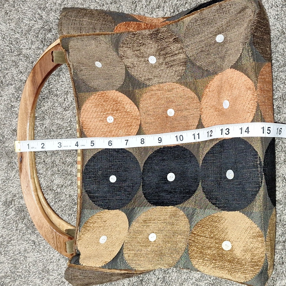 Vintage handmade A.S. Giulia fabric embroidered wood-handled handbag - browns - Picture 8 of 9